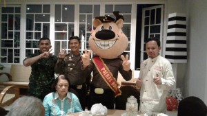 Foto: Kapolres Bogor Kota, Dandim 0606 Kota Bogor dan Walikota Bogor foto bersama Si POBO. Dok. Humas Polres Bogor Kota.