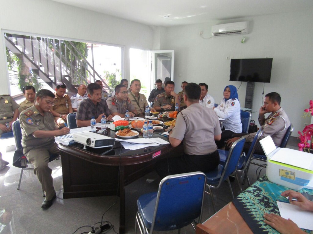 653dfdc3-d389-4234-8be5-fd381e49c366