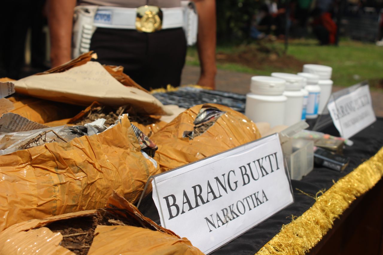 Kapolresta Bogor Kota Musnahkan Berbagai Jenis Barang Bukti Narkoba ...