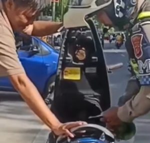 Da6a35e0 fb00 4c0a 83de 22ac267172db